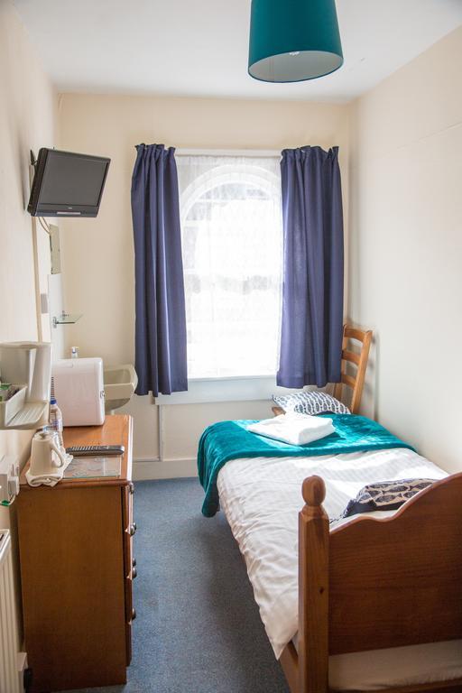 Alverstoke Hotel Weymouth Room photo